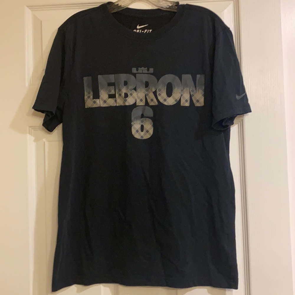 Nike T shirt